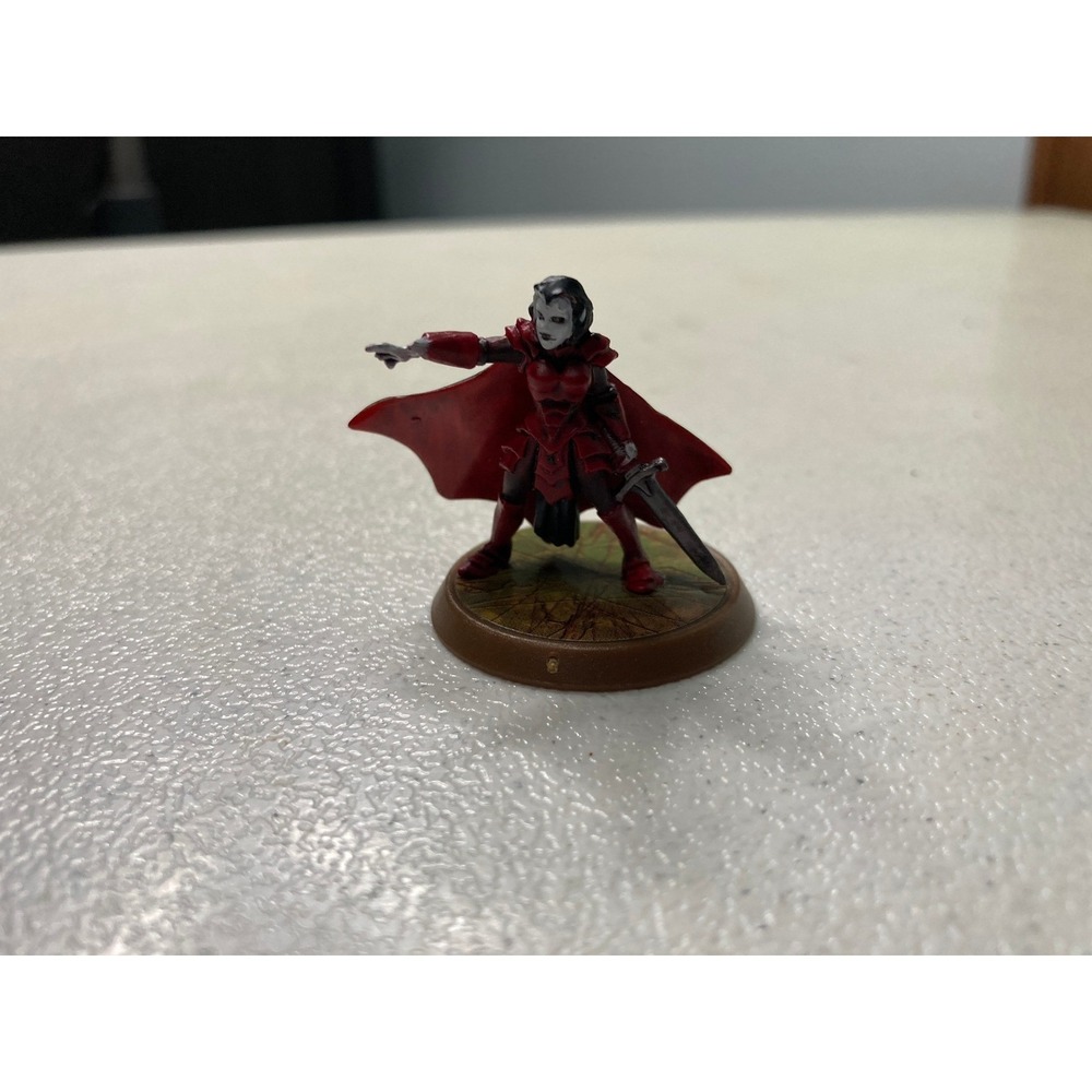 Heroscape Sonya Esenwein Miniature Figure Vampire Dawn of Darkness Utgar Hasbro